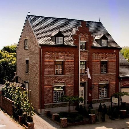 B&B Huyze Max Dilsen-Stokkem Exteriér fotografie